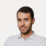 Врач Лахов Илья Станиславович