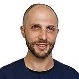 Врач Тимур Николаевич Дружинин